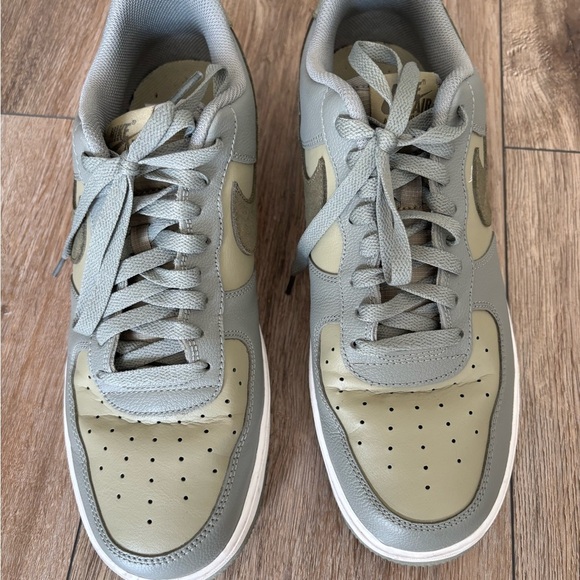 Nike Air Force 1 LV8 Green Blue Men’s 12 - Picture 3 of 10